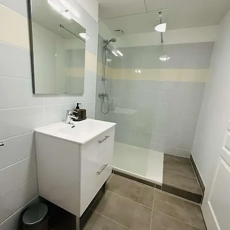 Appartamento 5- Hypercentre - 4Pers - Clim - Terrasse - Netflix Libourne Esterno foto