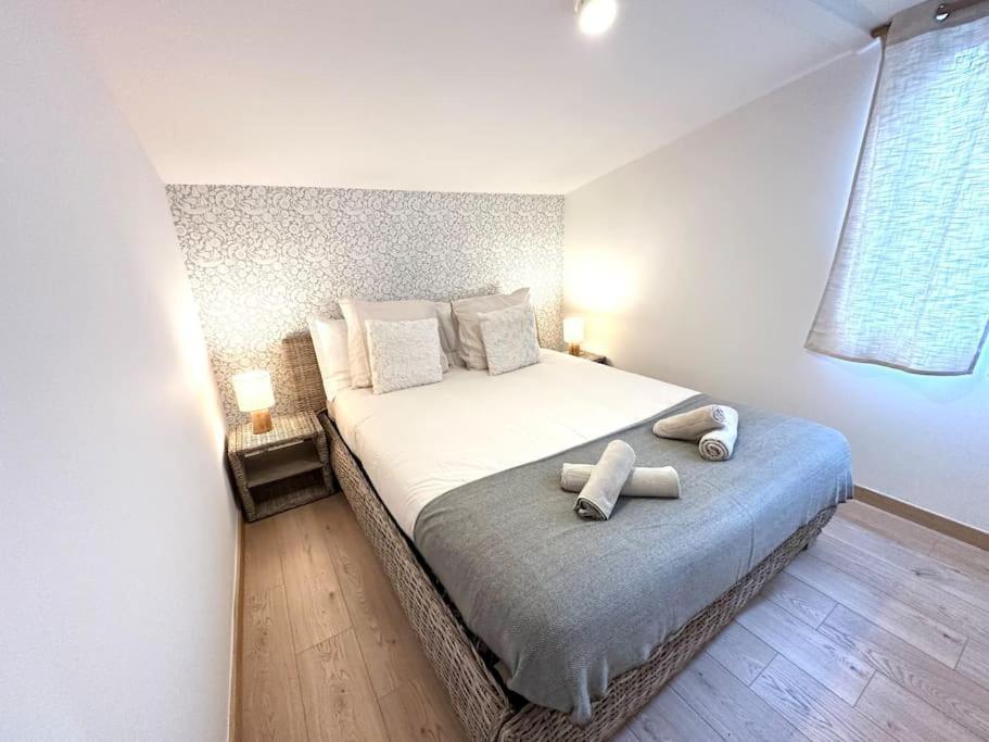 5- Hypercentre - 4pers - Clim - Terrasse - Netflix * Libourne